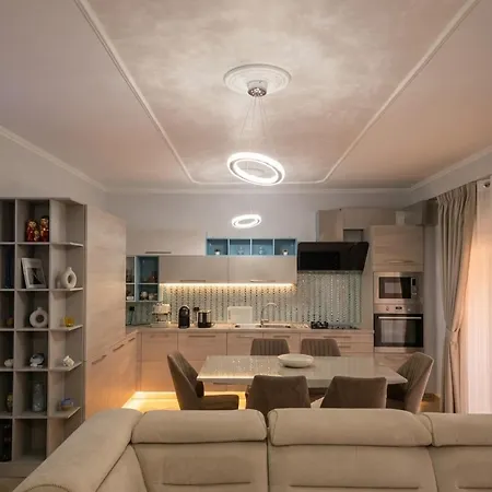 Ledy Penthouse Apartamento *